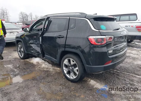 2019 Jeep Compass Limited Fwd z USA, uszkodzony, nr VIN 3C4NJCCB2KT667174